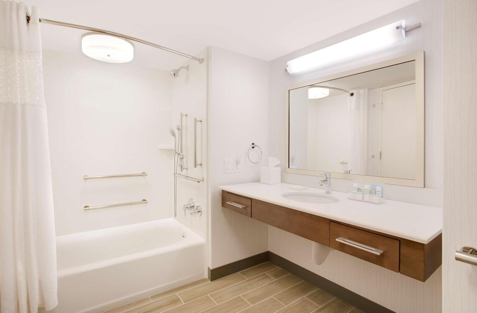 Hampton Inn Lancaster Esterno foto